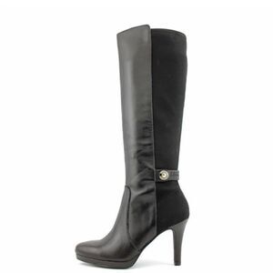 Tahari Garrett chocolate brown boot size 10M preloved ❤️